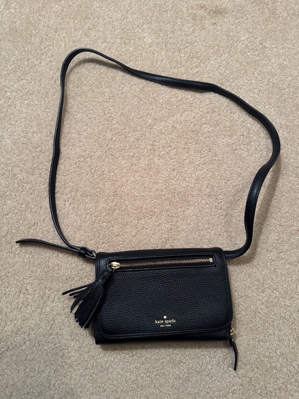 kate spade Black Pebbled Leather Tassel Crossbody Wallet with removable strap - Picture 3 of 3